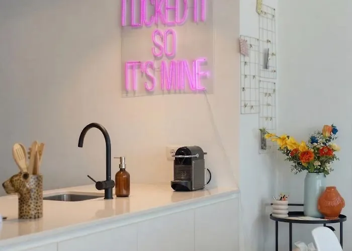 Pippa By Bloss Ostend